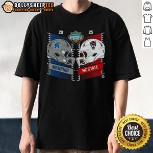 Original Memphis Tigers Vs North Carolina State Wolfpack 2025 Gasparilla Bowl Dueling Helmet T-Shirt