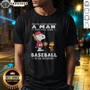 Cute The Peanuts X St Louis Cardinals Never Underestimate A Man Who Still Plays Baseball In His Seventies T-Shirt