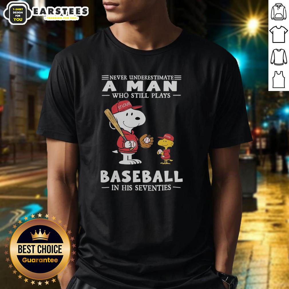Cute The Peanuts X St Louis Cardinals Never Underestimate A Man Who Still Plays Baseball In His Seventies T-Shirt