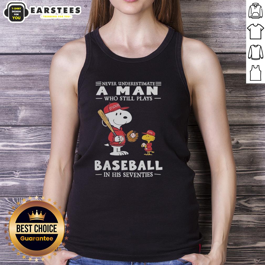 Cute The Peanuts X St Louis Cardinals Never Underestimate A Man Who Still Plays Baseball In His Seventies T-Shirt - Image 4