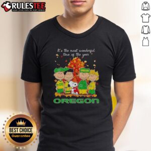 Awesome The Peanuts Character Oregon Ducks It's The Most Wonderful Time Of The Year T-Shirt