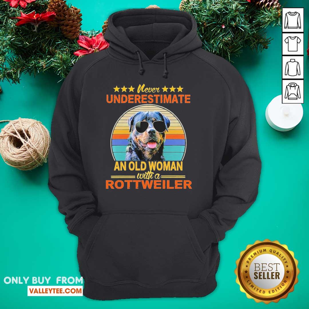 Funny Never Underestimate An Old Woman With A Rottweiler Vintage Shirt - Image 2