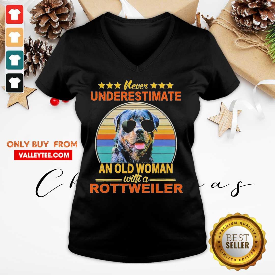 Funny Never Underestimate An Old Woman With A Rottweiler Vintage Shirt - Image 3
