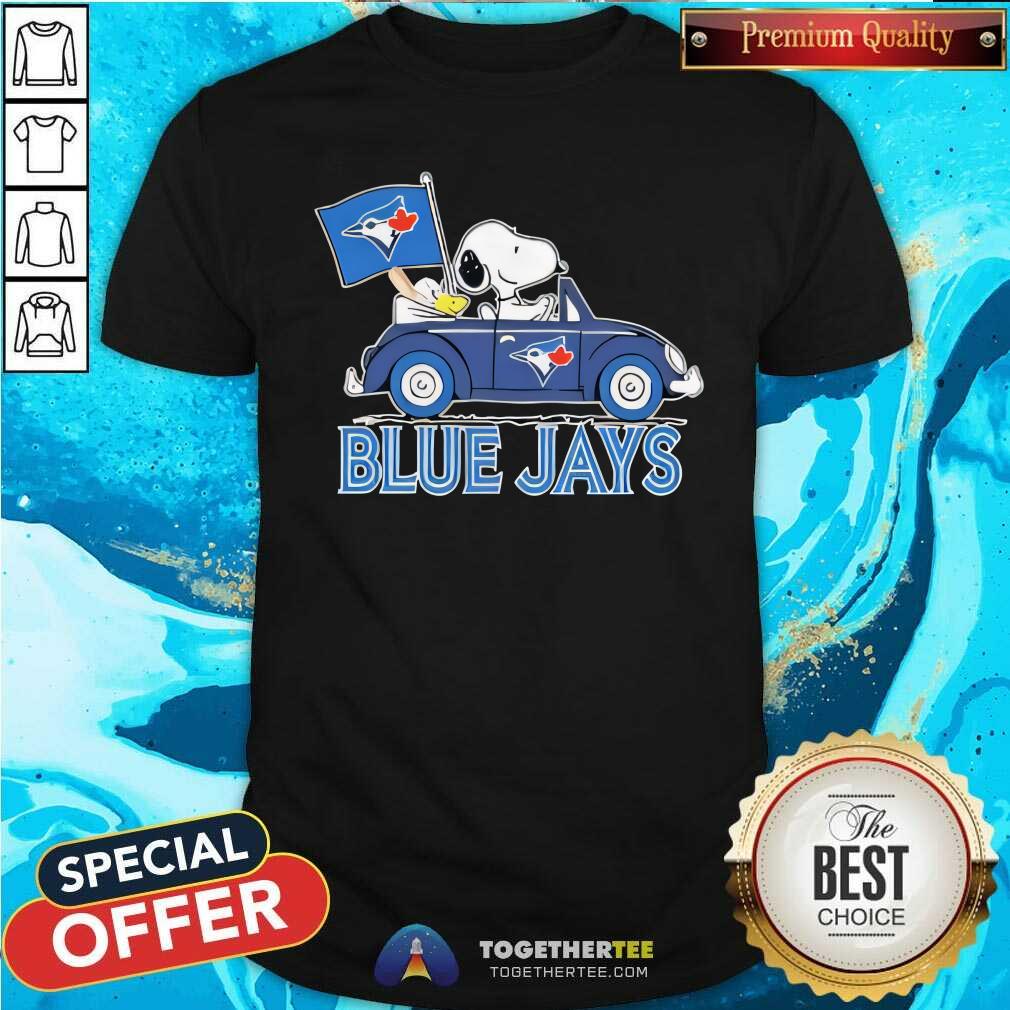 Awesome Snoopy Drives Car With Toronto Blue Jays Flag T-Shirt