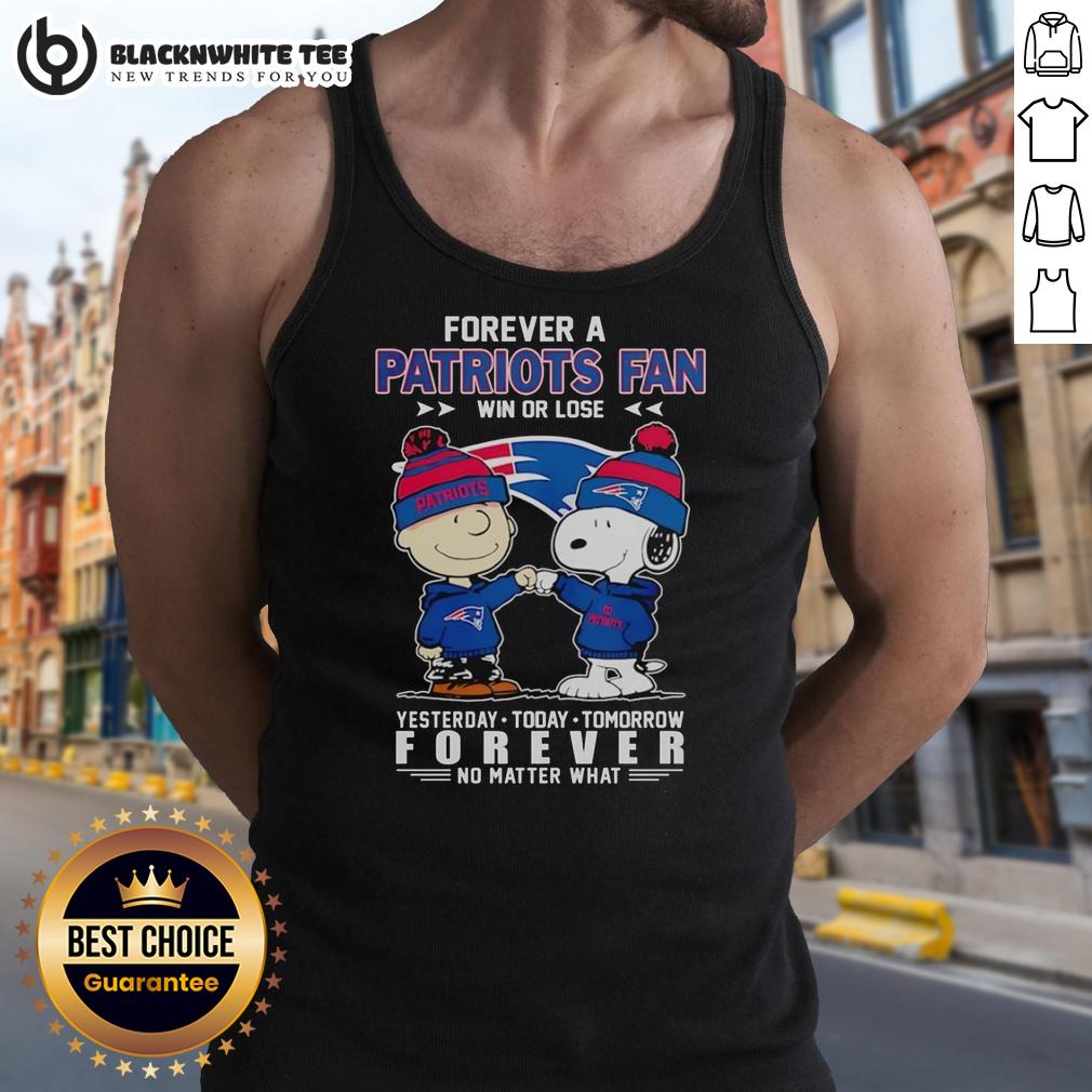 Official Snoopy And Charlie Brown Forever A New England Patriots Fan Win Or Lose No Matter What T-Shirt - Image 4