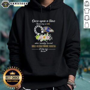 Alternative view of Pretty Once Upon A Time There Was A Girl Who Really Loved Horses And Baltimore Ravens It Was Me The End T-Shirt