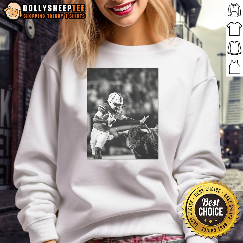 Funny Miami Hurricanes Vs South Florida Bulls Photo T-Shirt - Image 5