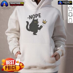 Alternative view of Official No Kings In America Black Cat T-Shirt