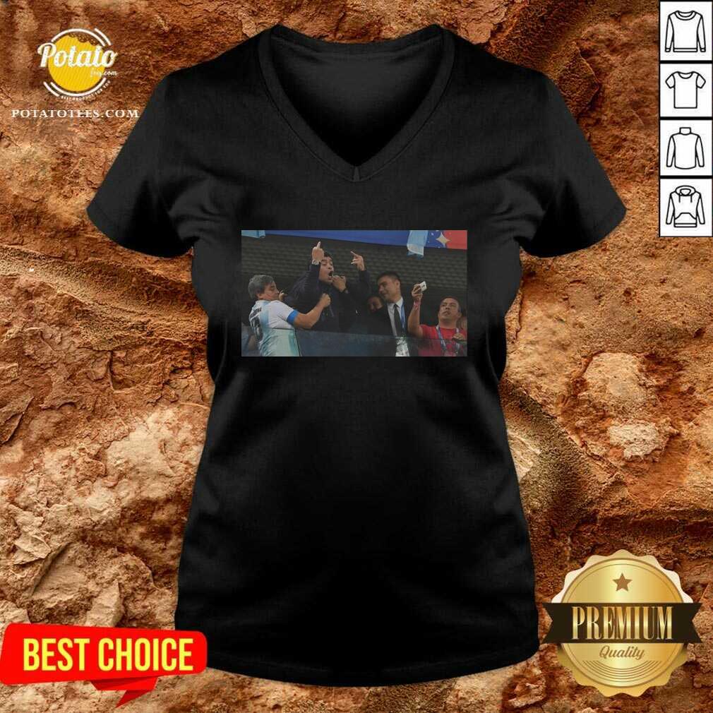 Funny RIP Diego Armando Maradona Flipping The Bird Middle Finger Shirt - Image 4