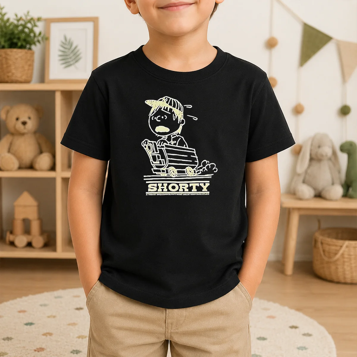 Good Linus Van Pelt Peanuts Comic Strip Shorty A Pirate Sweatshirts Copy Right 1985 Shirt - Image 9