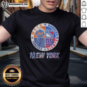 Official New York Mets New York Rangers New York Yankees New York Giants Mashup Logo T-Shirt