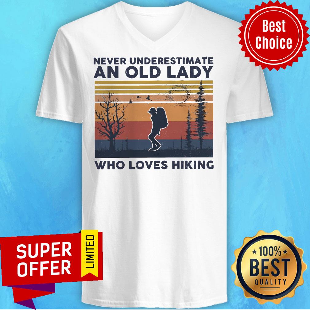 Never Underestimate An Old Lady Who Loves Hiking Vintage Shirt - Image 4