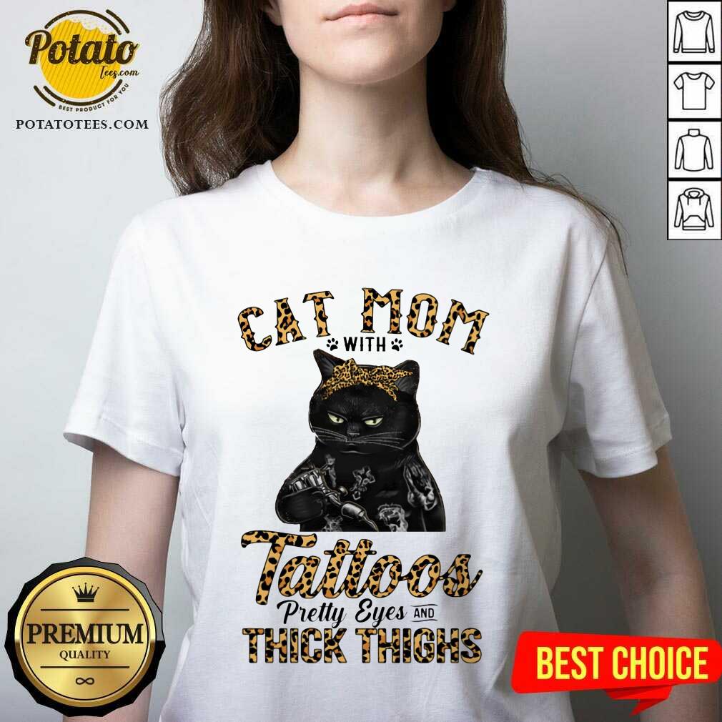 Black Cat Mom With Tattoos Pretty Eyes Thick Thighs Shirt - Image 2