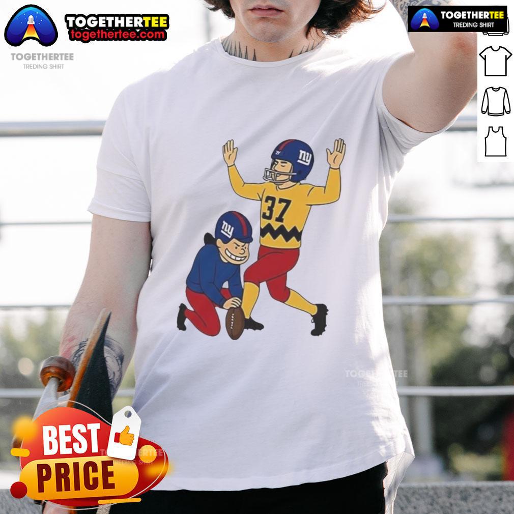 Awesome Younghoe Koo Charlie Brown Giants Kicker Miss Meme T-Shirt