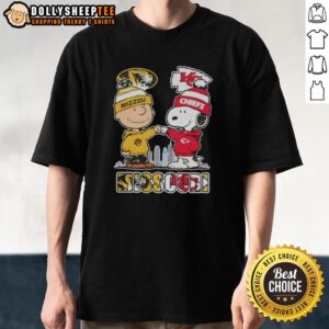 Top Snoopy And Charlie Brown Missouri Tigers X Kansas City Chiefs Skyline T-Shirt