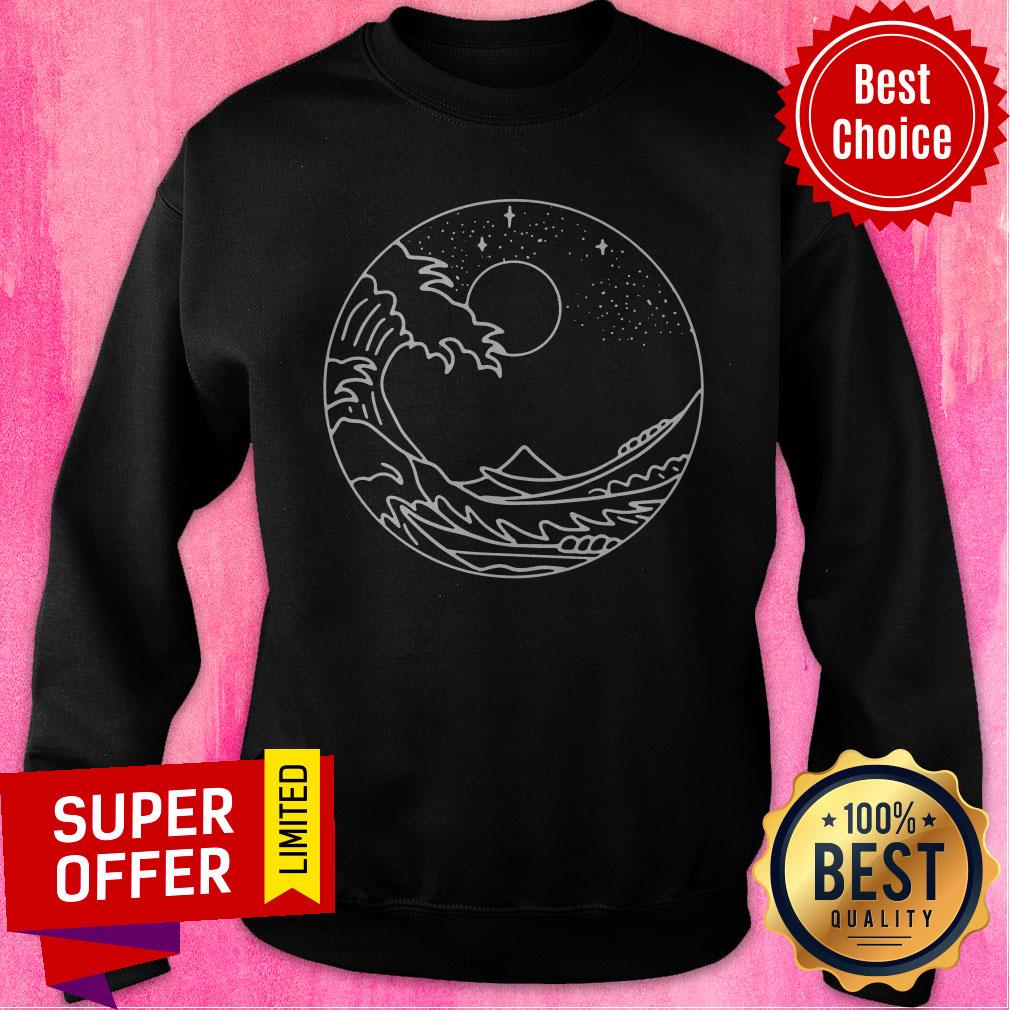 Top The Great Wave Off Kanagawa Minimal Line Art Nature Gift Shirt - Image 4