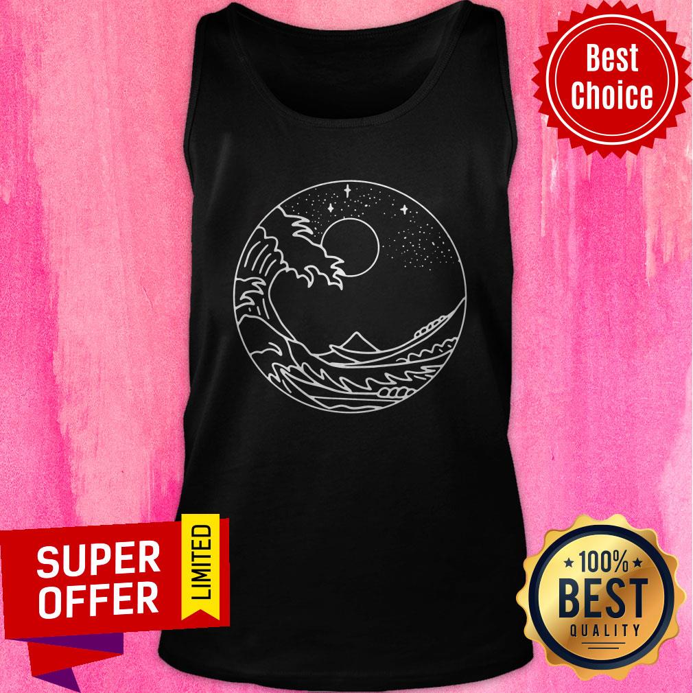 Top The Great Wave Off Kanagawa Minimal Line Art Nature Gift Shirt - Image 3