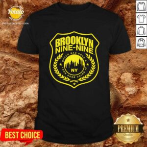 Brooklyn Nine-Nine Badge Vintage T-shirt