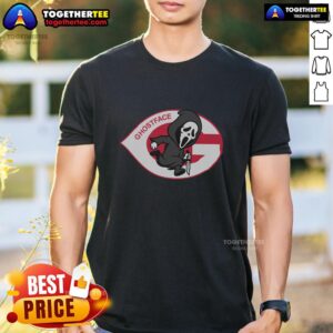 Awesome Runnin' Ghostface Cincinnati Reds T-Shirt