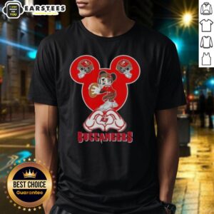 Good Mickey Hands Heart Love Tampa Bay Buccaneers Football T-Shirt