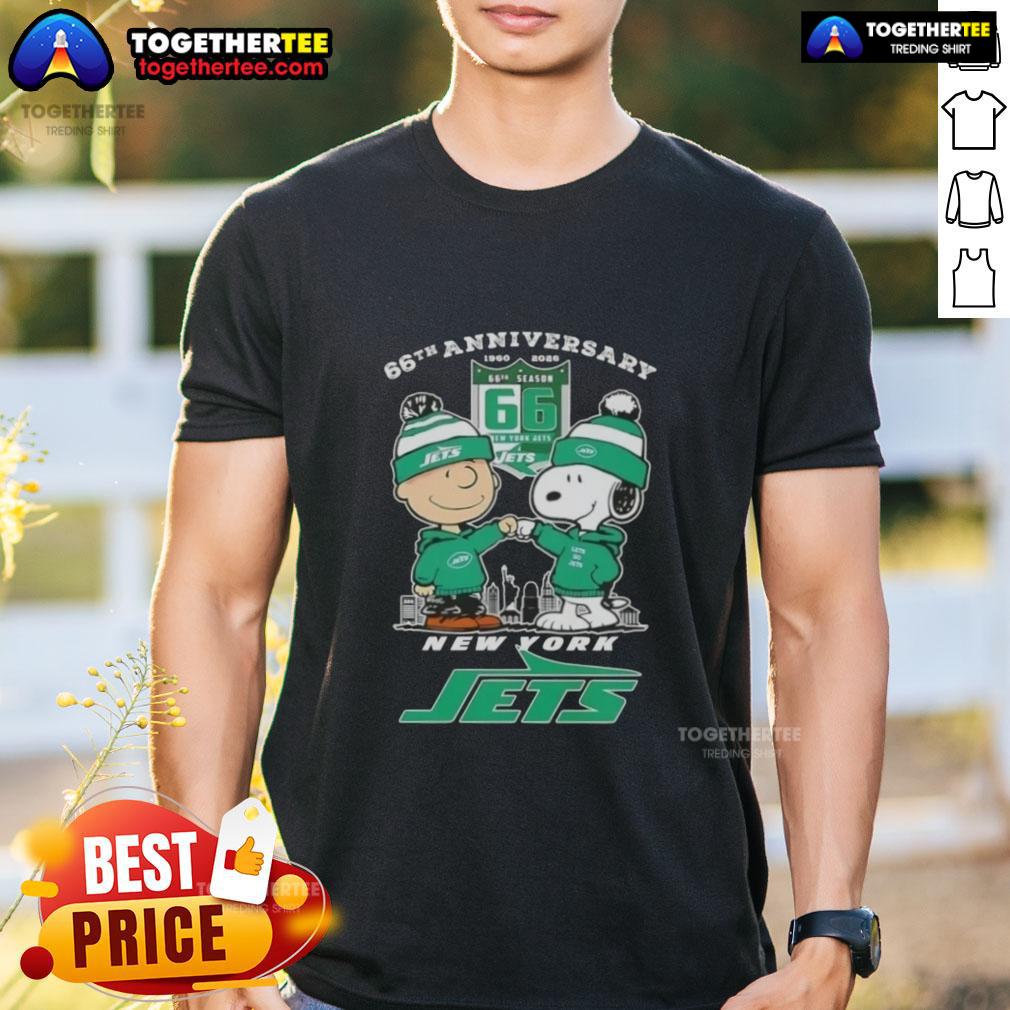 Original Charlie Brown Fist Bump Snoopy 66th Anniversary 1960 2026 New York Jets Skyline T-Shirt