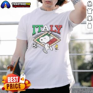 Top Peanuts Snoopy X Italy Soccer T-Shirt