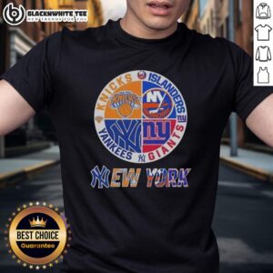 Original New York City Sports Knicks Islanders Giants Yankees Logos Combine T-Shirt