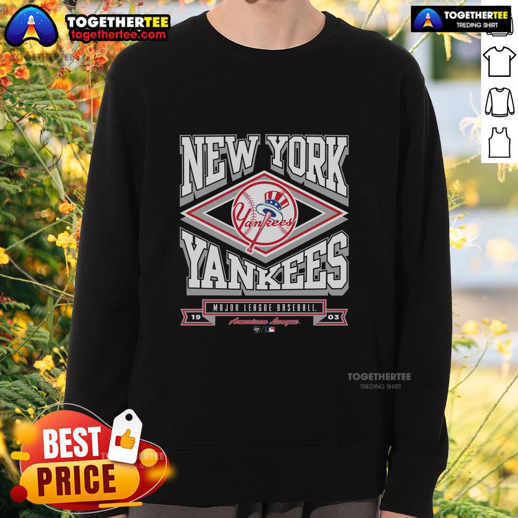 Premium New York Yankees Heater T-Shirt - Image 5