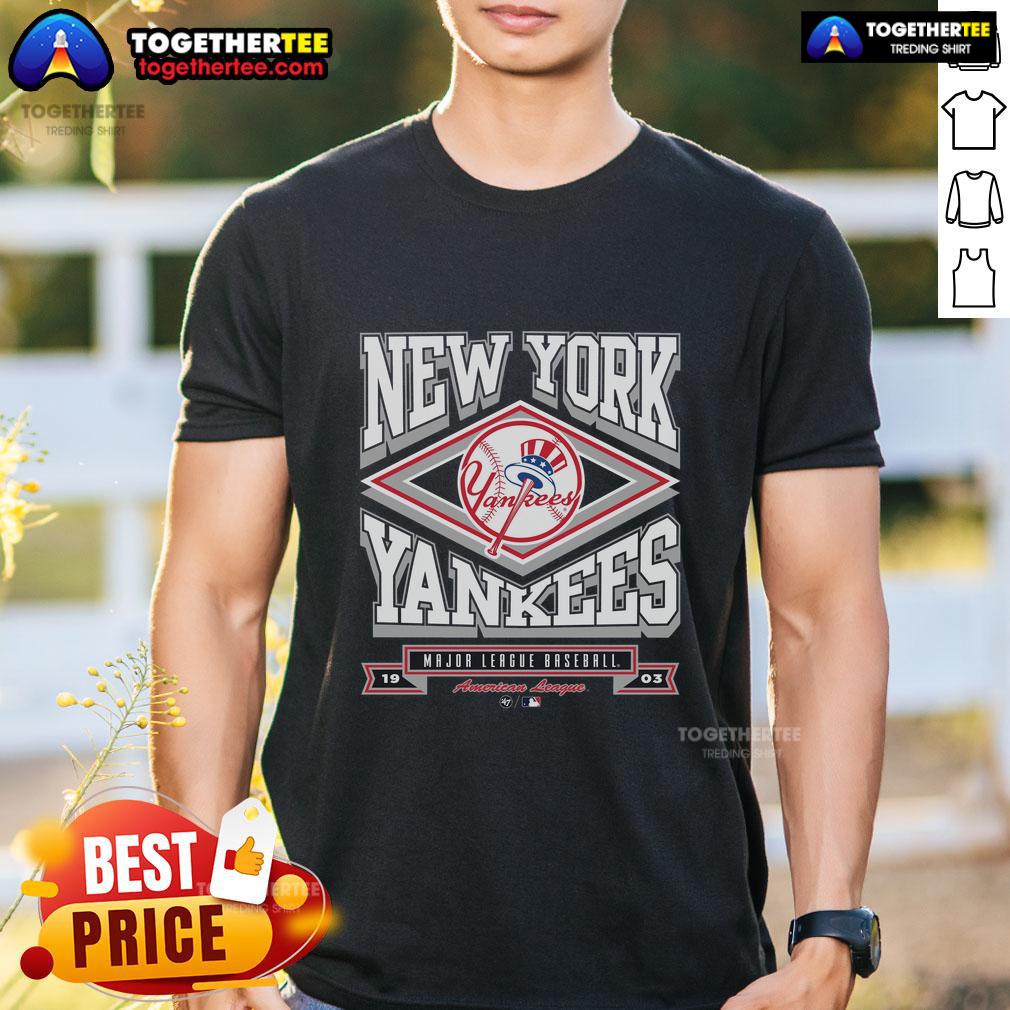 Premium New York Yankees Heater T-Shirt