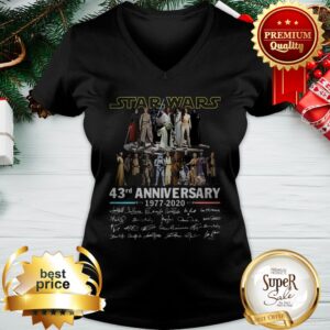 Alternative view of Star Wars 43rd Anniversary 1977-2020 Characters Signatures Shirt