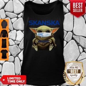 Alternative view of Awesome Baby Yoda Mask Hug Skanska Coronavirus Shirt
