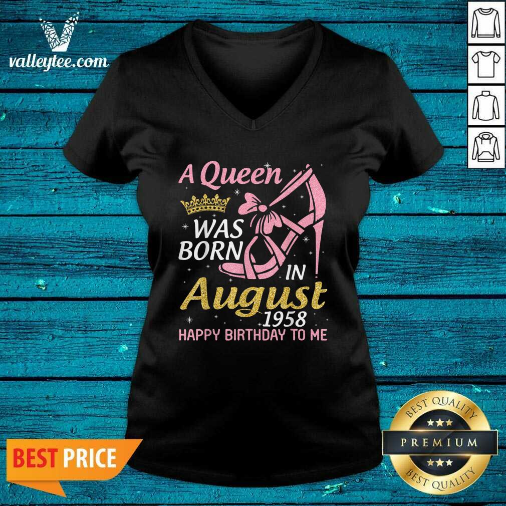 Pretty A Queen Was Born In August 1958 Happy Birthday To Me 70 Years Shirt - Image 4
