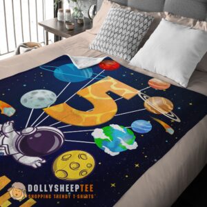 Alternative view of Hot Top Cute Astronaut Catching Moon Cartoon Blanket Fleece Customized Blanket