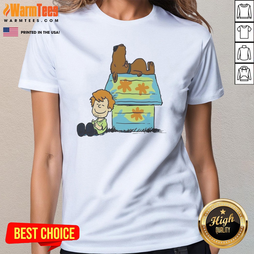 Funny Shaggy Rogers Scooby Doo Peanuts Crossover Mystery Machine Doghouse Shirt - Image 3