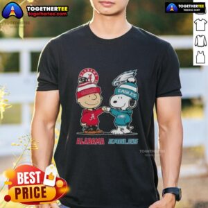 Cute Charlie Brown And Snoopy Alabama Crimson Tide X Philadelphia Eagles T-Shirt