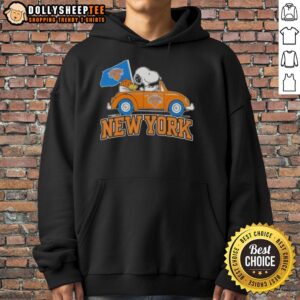 Alternative view of Nice Peanuts Snoopy Driving Car New York Knicks Basketball T-Shirt