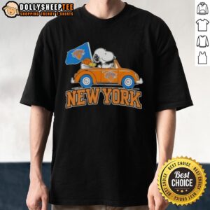 Nice Peanuts Snoopy Driving Car New York Knicks Basketball T-Shirt