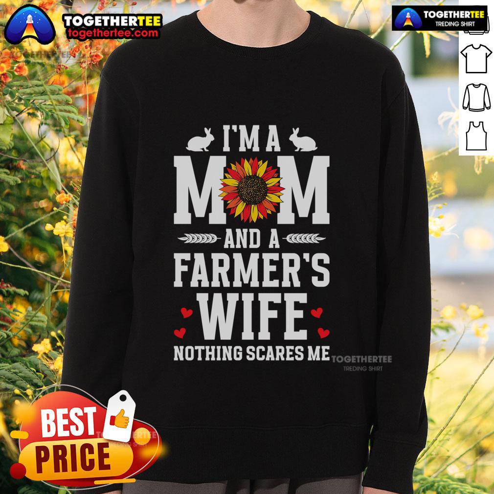 Top I'm A Mom And A Farmer's Wife Nothing Scares Me T-Shirt - Image 5