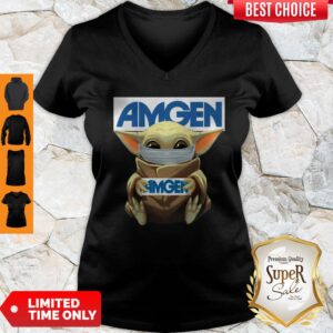 Alternative view of Perfect Baby Yoda Face Mask Hug Amgen Shirt