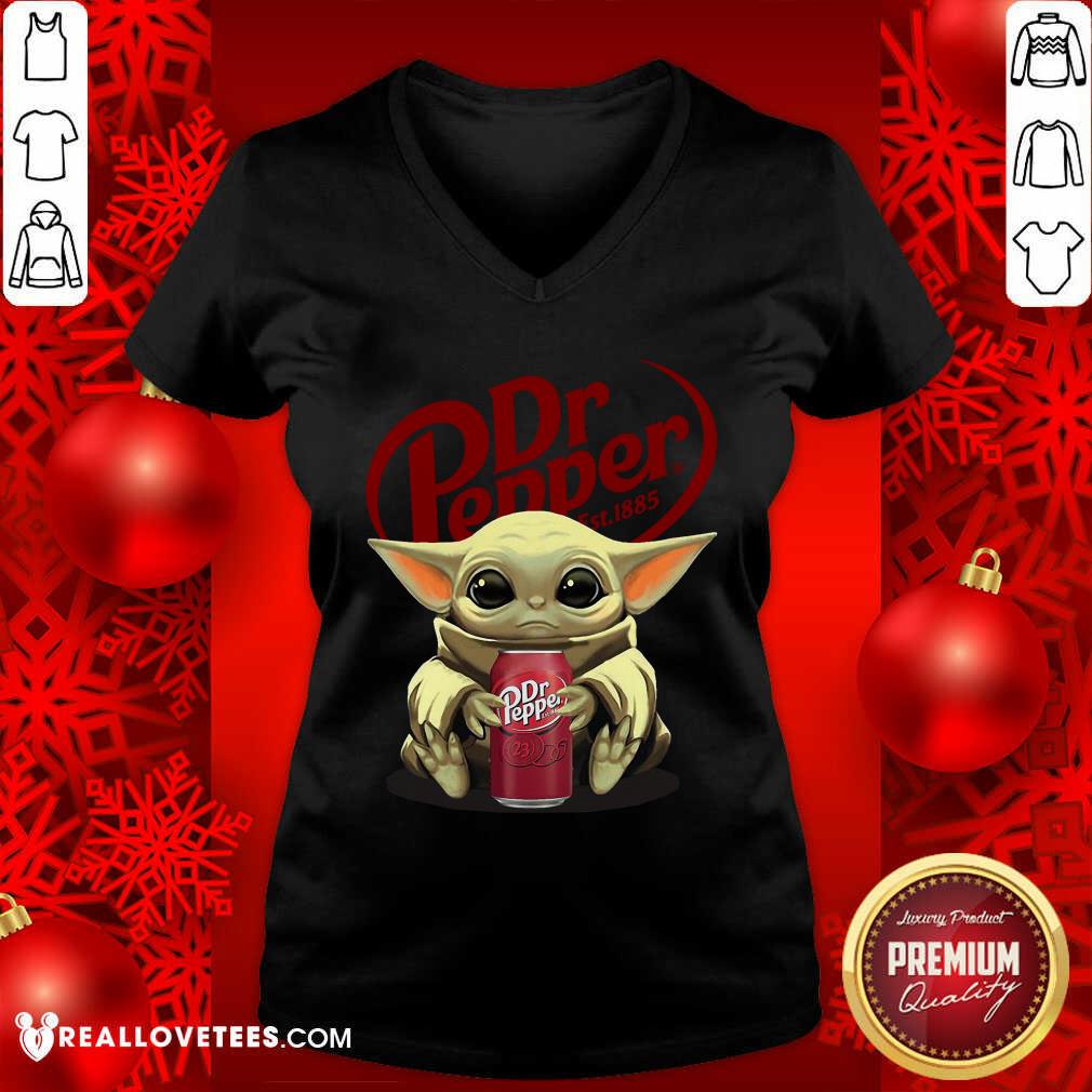 Lovely Baby Yoda Hugs Dr Pepper Shirt - Image 4