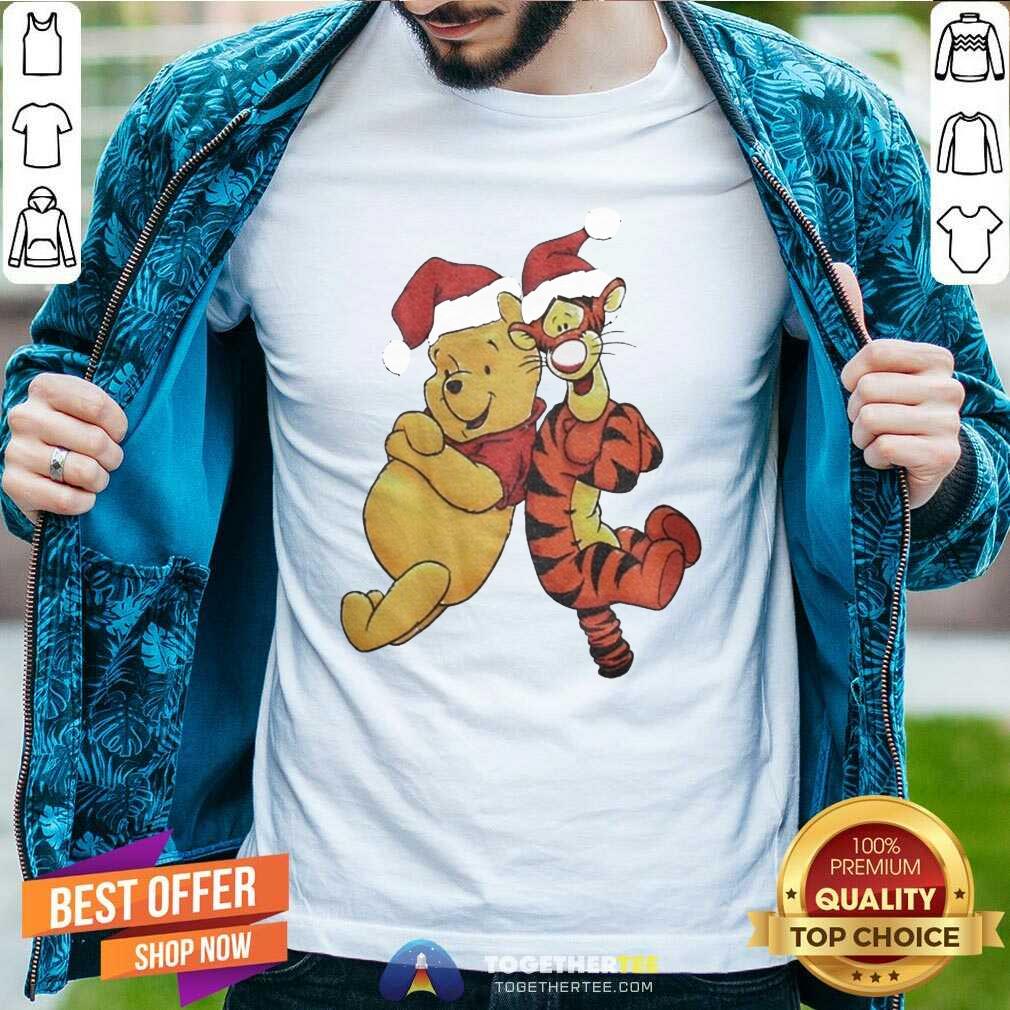 Cute Pooh And Tiger Hat Santa Happy Merry Christmas Shirt