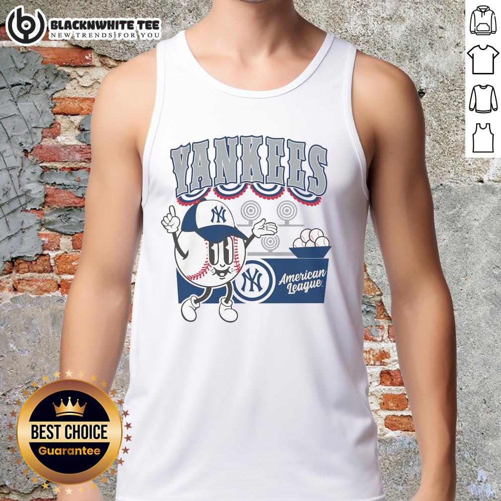 Top Mitchell & Ness Cream New York Yankees Step Back Up T-Shirt - Image 4