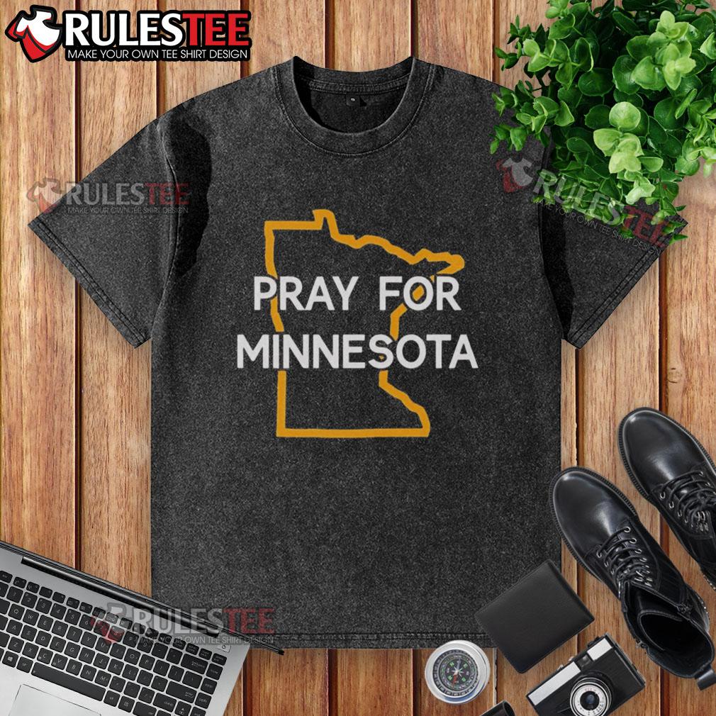 Good Pray For Minnesota State Outline T-Shirt - Image 6