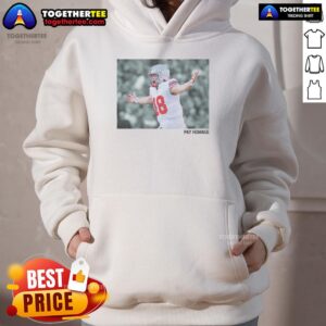 Alternative view of Hot Will Howard Pay Homage T-Shirt