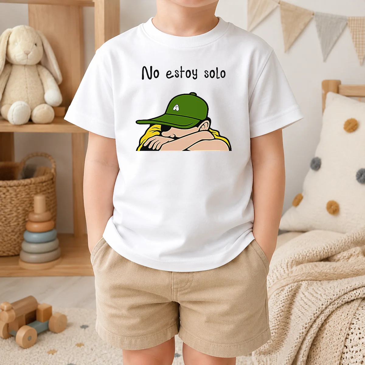 Official Premium No Estoy Solo Charlie Brown Snoopy And Peanuts Gang Hug Shirt - Image 9