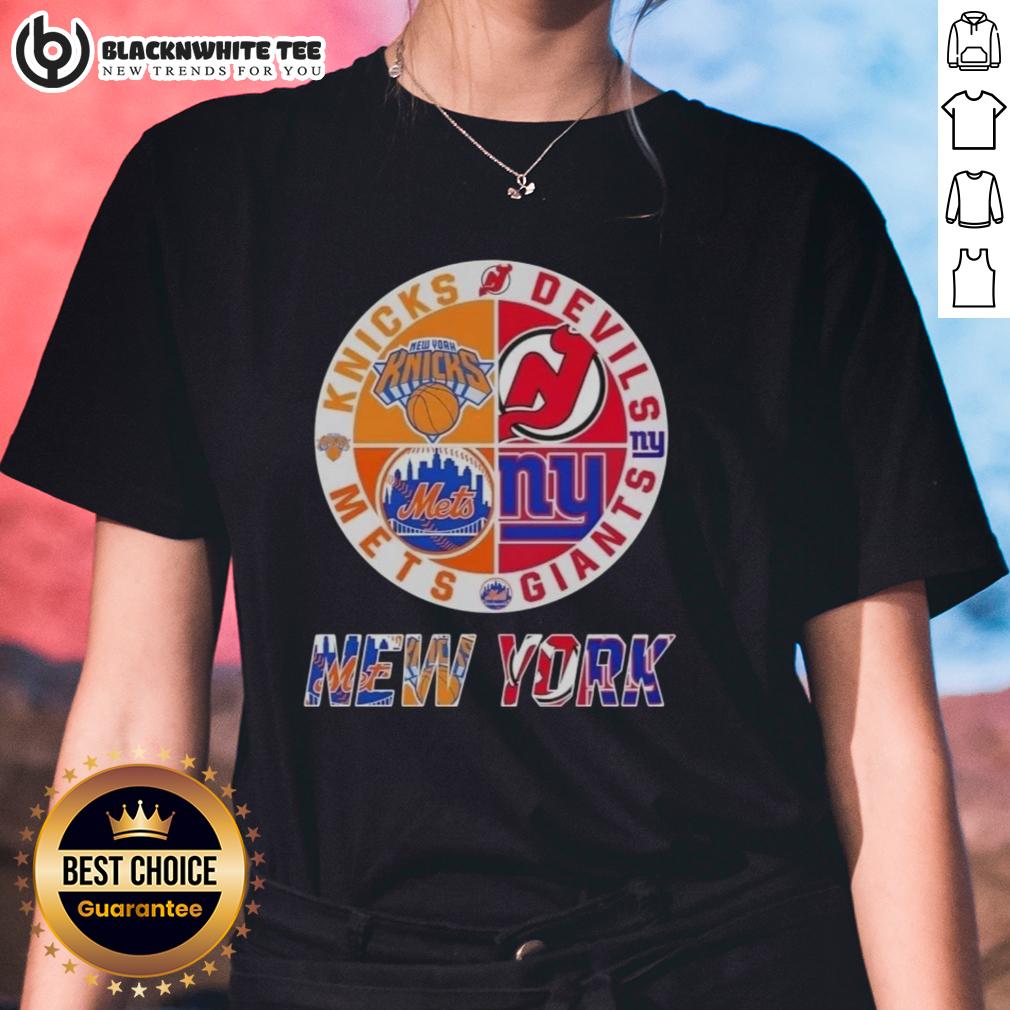Original New York City Sports Knicks Devils Giants Mets Logos Combine T-Shirt - Image 3