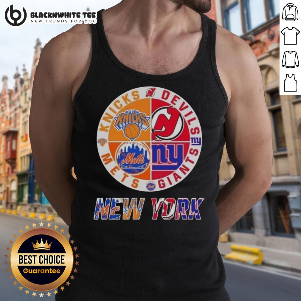 Original New York City Sports Knicks Devils Giants Mets Logos Combine T-Shirt - Image 4