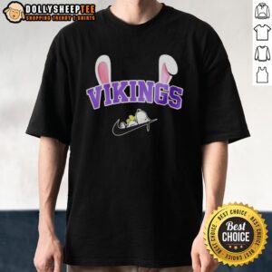 Official Minnesota Vikings X Snoopy Happy Easter T-Shirt