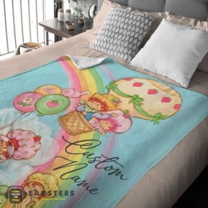 Good Strawberry Shortcake Cartoon With Friends Blanket – Customize Blanket