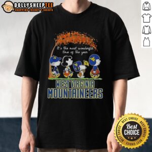 Awesome West Virginia Mountaineers X Peanuts Snoopy And Friends Autumn It's The Most Wonderful Time T-Shirt
